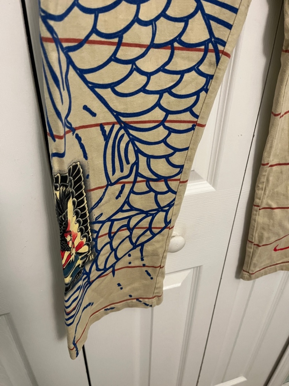Ed Hardy Tan Sweatpants with Blue Koi & Gray Tiger Graphics medium - Picture 3 of 10